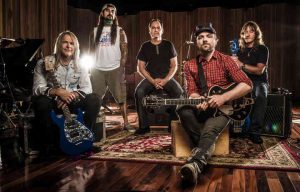 Flying Colors: Steve Morse, Dave LaRue, Mike Portnoy...