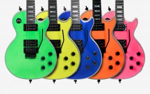 Gibson Custom "Axcess" Les Paul con llamativos acabados 'neon'