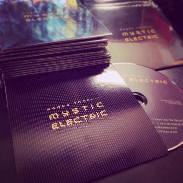 Mystic Electric: nuevo álbum de Andre Tonelli
